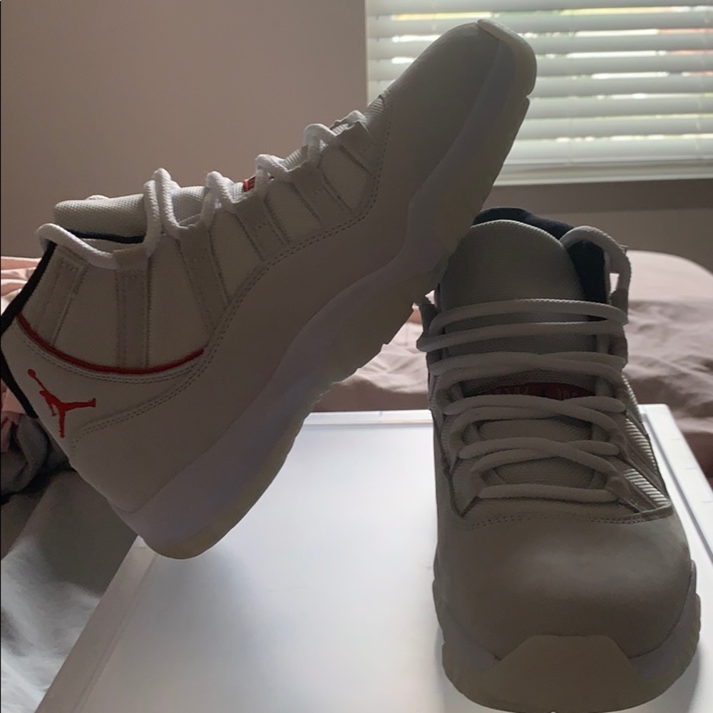 Jordan 11 Worn once. Comes with clear shoe box.